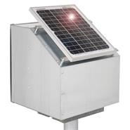 43680-1-boitier-antivol-solaire-12-w-de-voss-farming-pour-cloture-electrique-avec-piquet-support.jpg