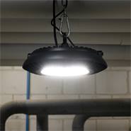 Projecteur à LED 150 watts - projecteur pour la cour, la grange, le manège et l"écurie, éclairage variable