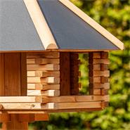 « Tofta » de VOSS.garden - maison pour oiseaux de qualité supérieure, en bois avec toit en métal, avec support
