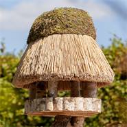 Maison pour oiseaux « Pellworm » de VOSS.garden, avec toit en chaume, ovale, XL, 55 x 70 cm, sans support