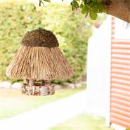 Maison pour oiseaux « Amrum » de VOSS.garden avec toit en chaume - rond, Ø 45 cm, sans support